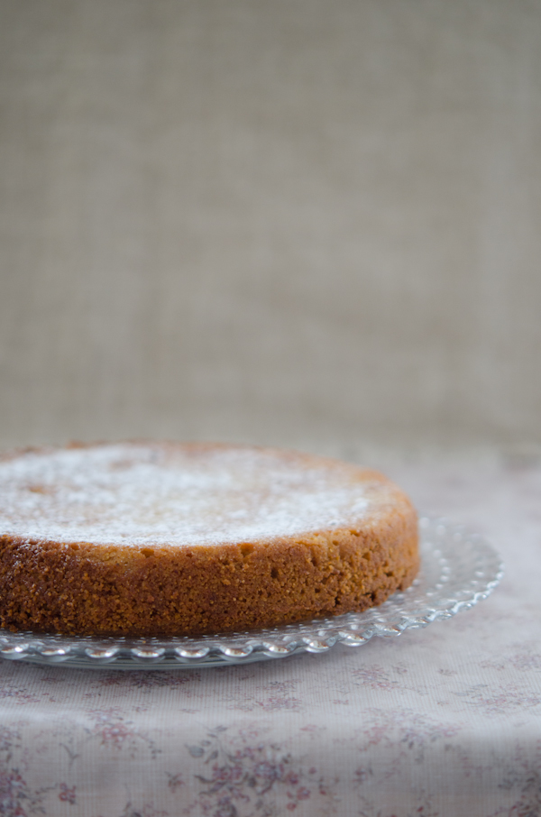 © 2011 Sinemage Orange and Polenta Cake