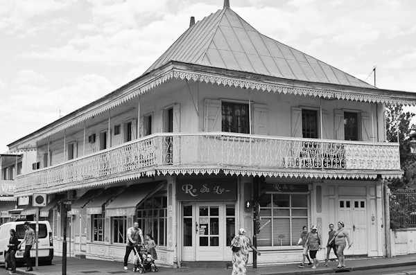 © 2012 Viviane Perenyi Local Architecture Reunion Island