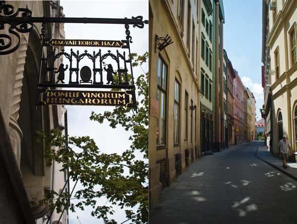 © 2012 Viviane Perenyi - Street Sign Budapest Hungary