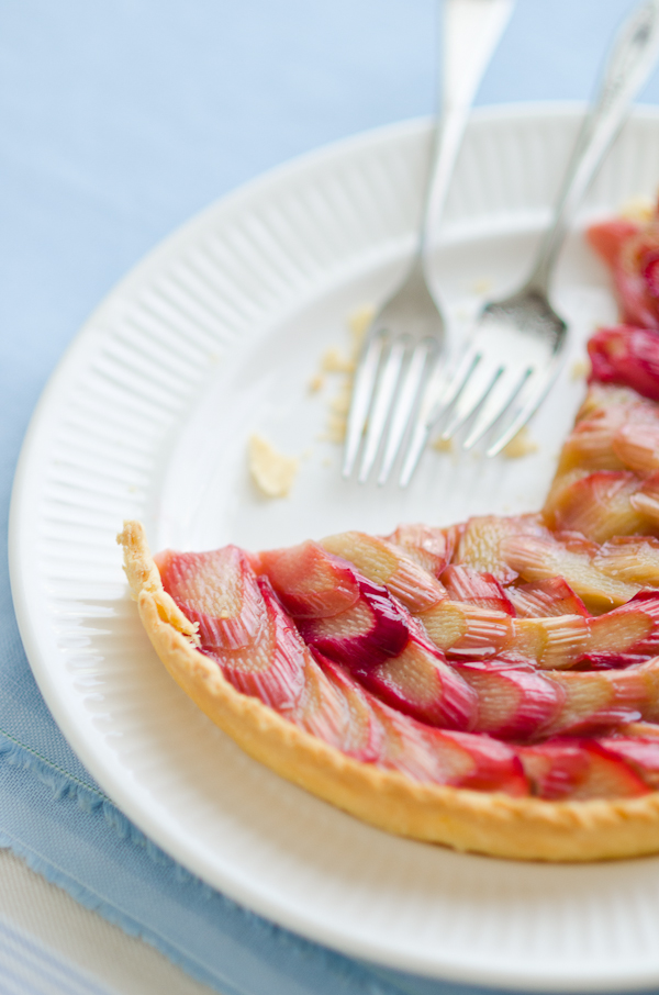 Rhubarb Tart - © 2012 Viviane Perenyi | At Down Under