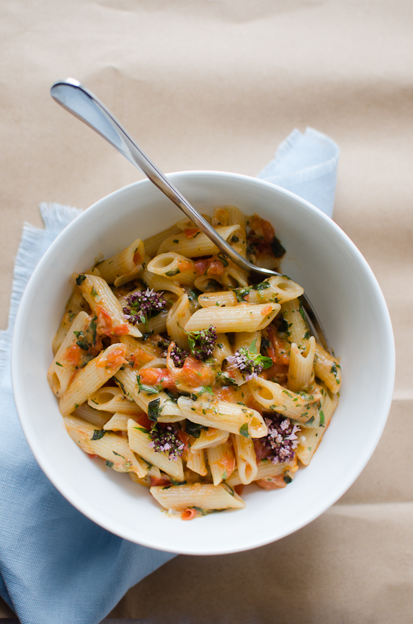 Oregano Pasta | At Down Under | Viviane Perenyi 