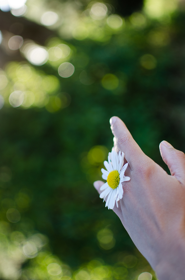 Flower Ring | At Down Under | Viviane Perenyi